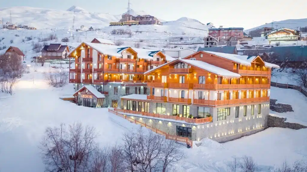 הכירו את הבוט החדש של קשת טורס – חווית תיירות חכמה מהירה ונוחה! 2 WhatsApp Image 2024 10 15 at 06.14.21 086b7a06